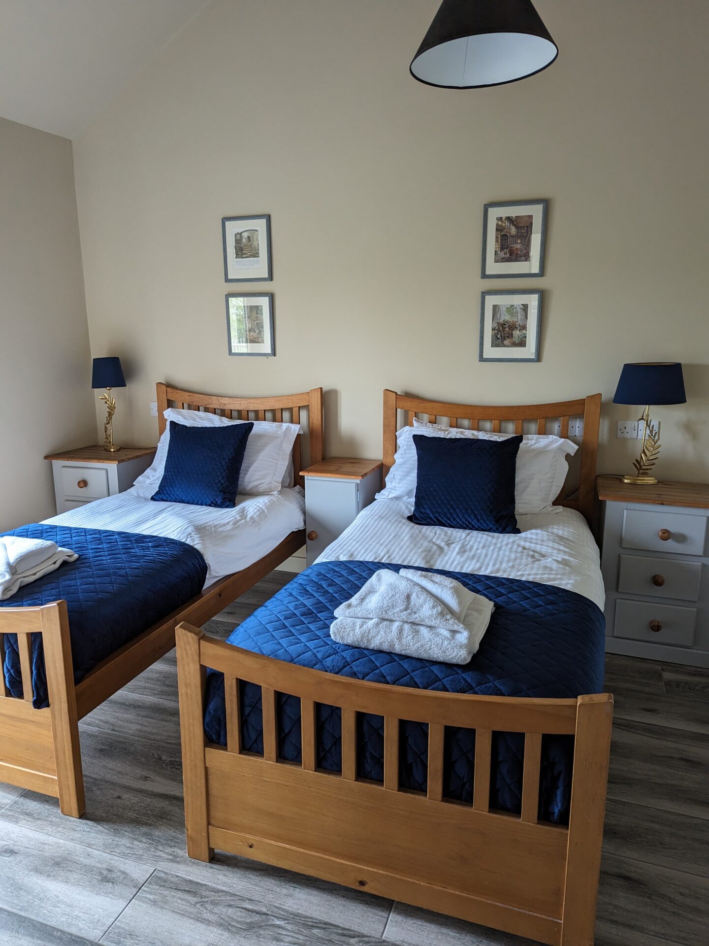 suffolk holiday cottage twin beds