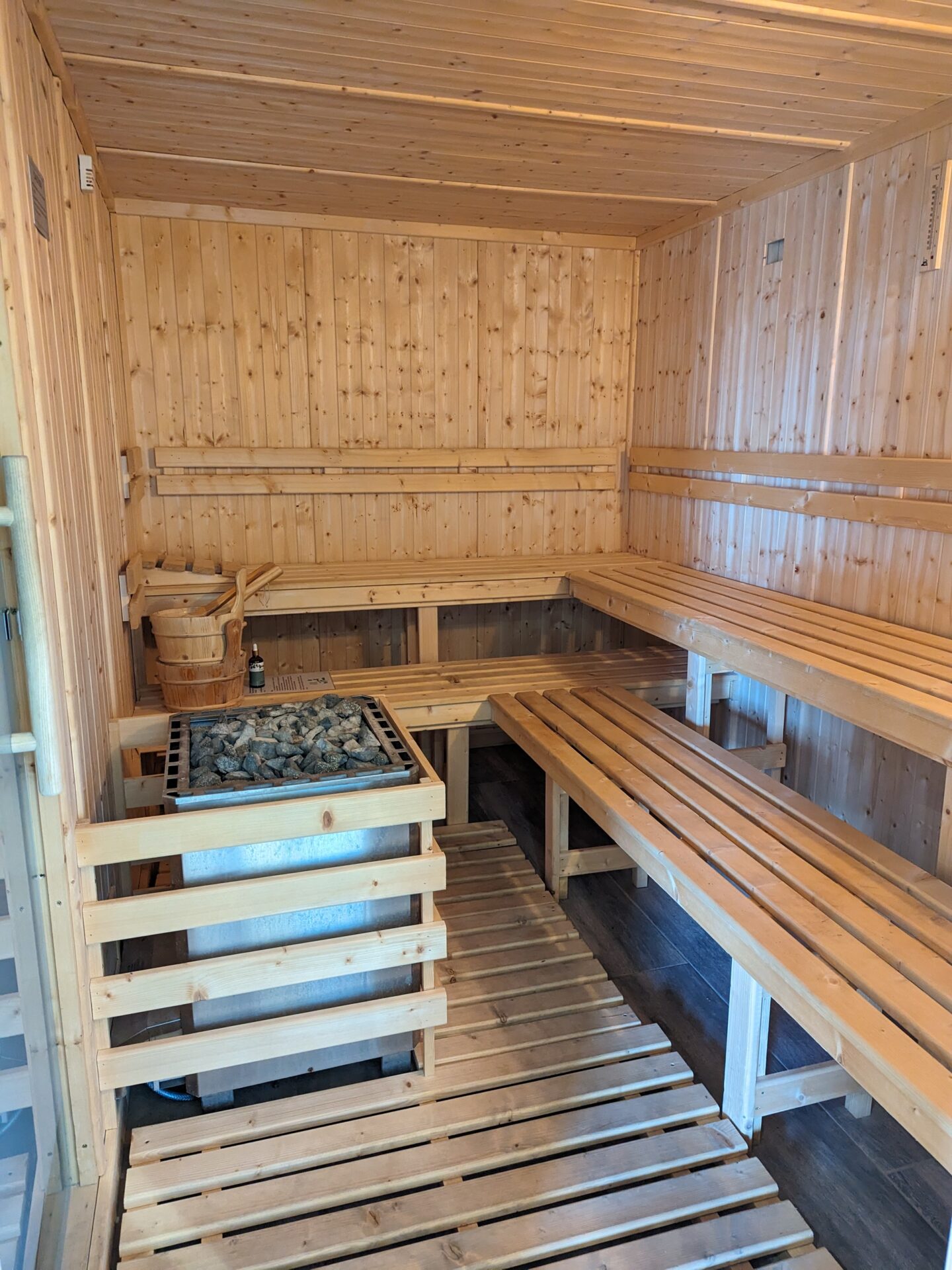 suffolk holiday cottage with sauna spa